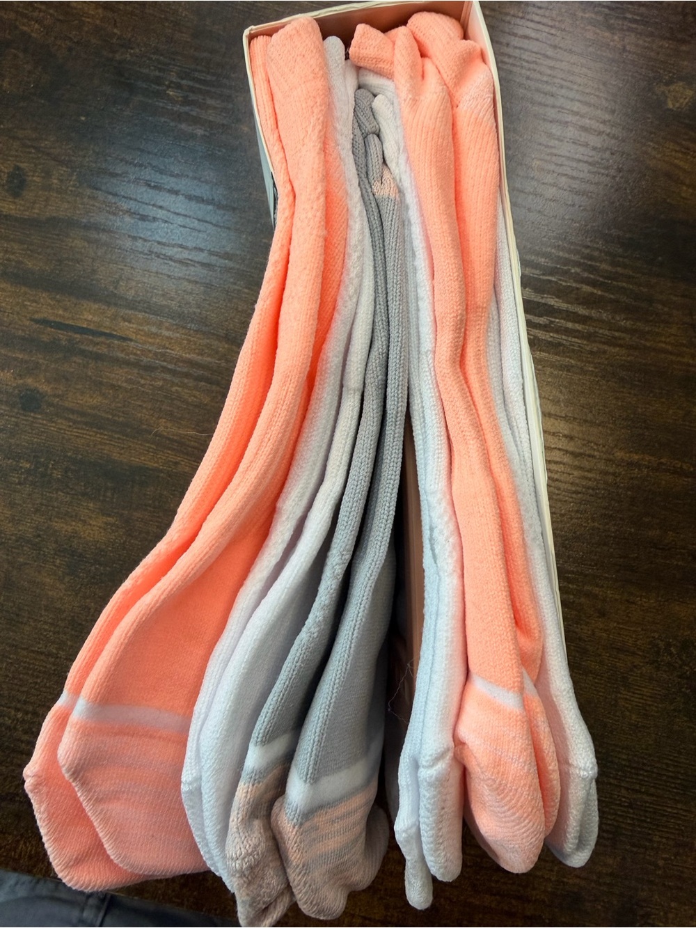 AVIA Premium Lightweight No-Show Socks - Peach (6 Pair). NEW - Picture 4 of 4